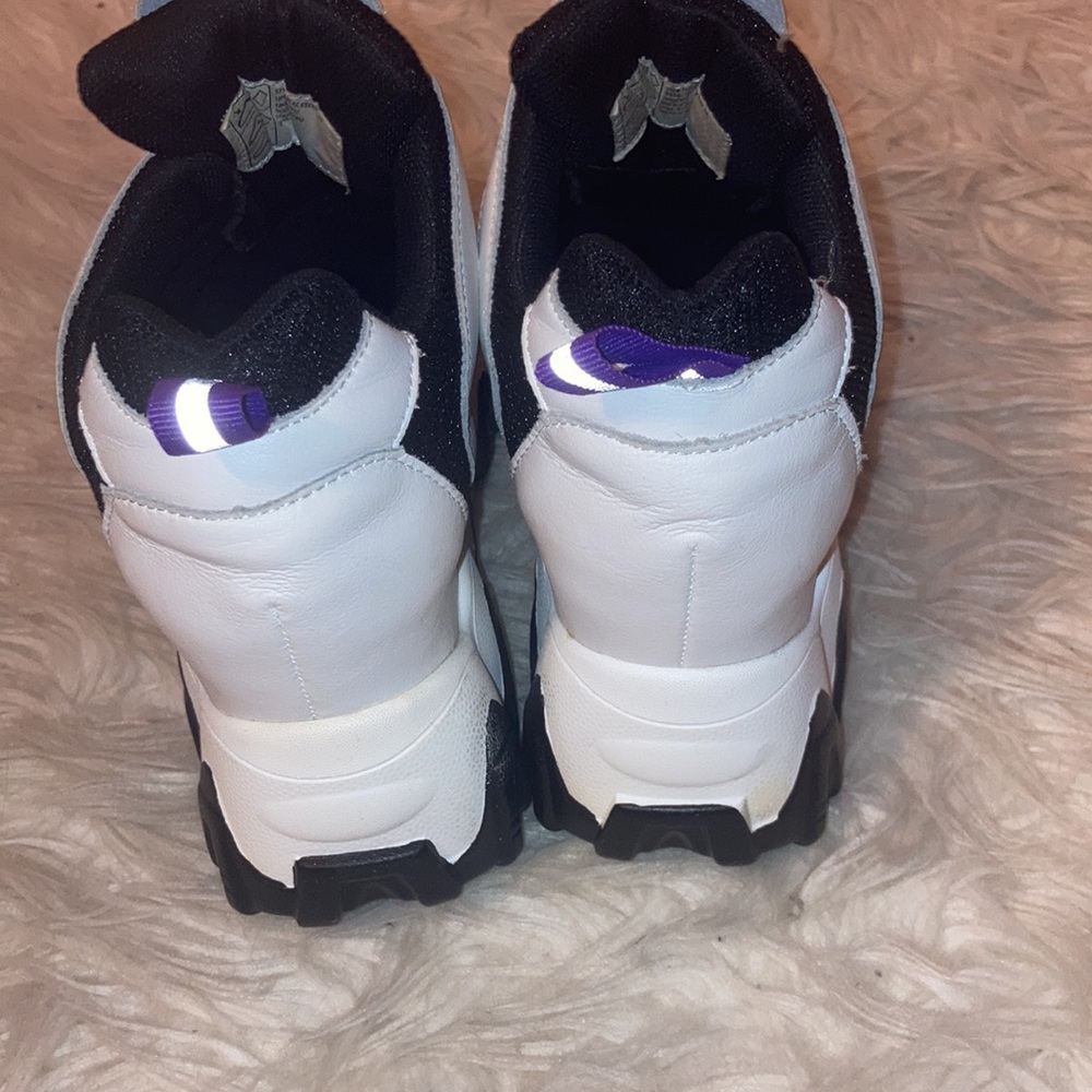 dollskill chunky platform sneakers